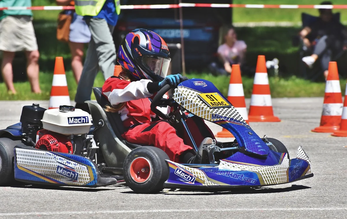 Évoluer du karting amateur au pro : les étapes clés à suivre en 2026